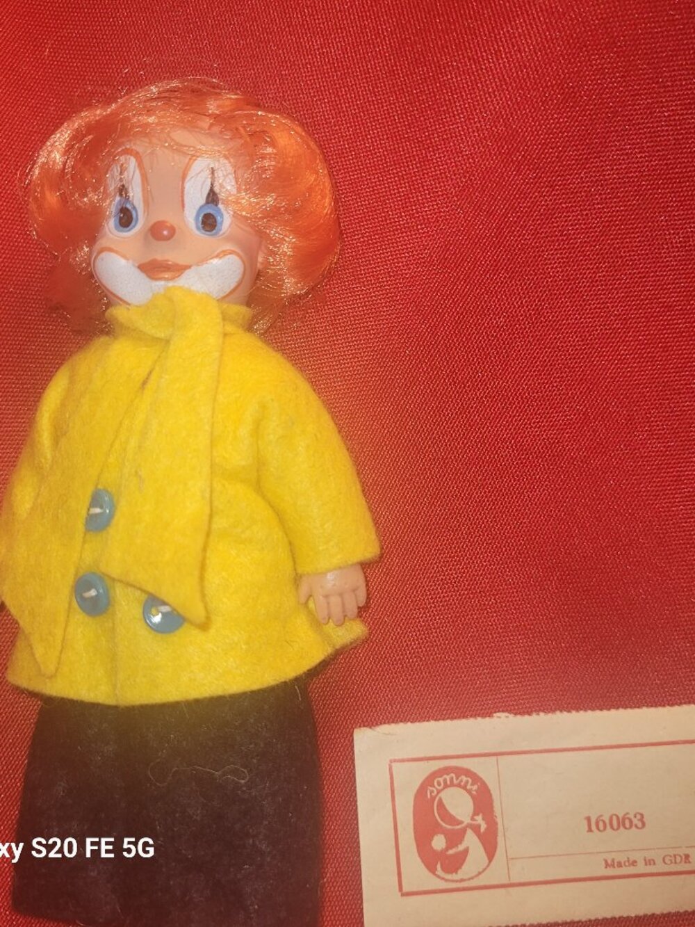 Sonni Clown Doll